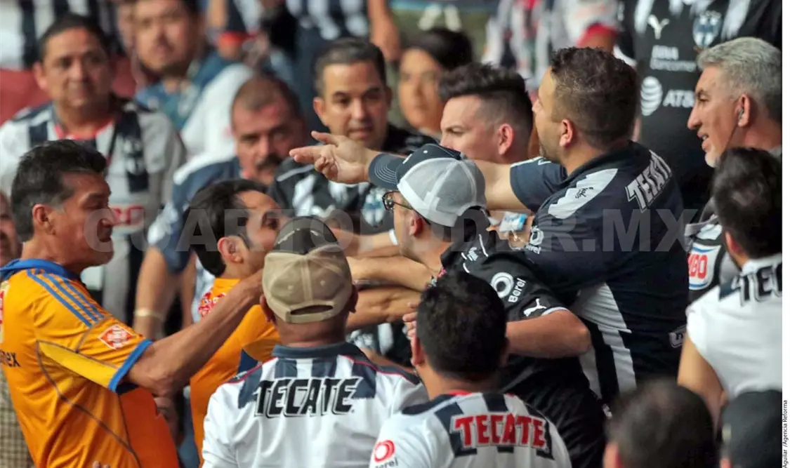 Piden aplicar reglamento al estadio de Rayados