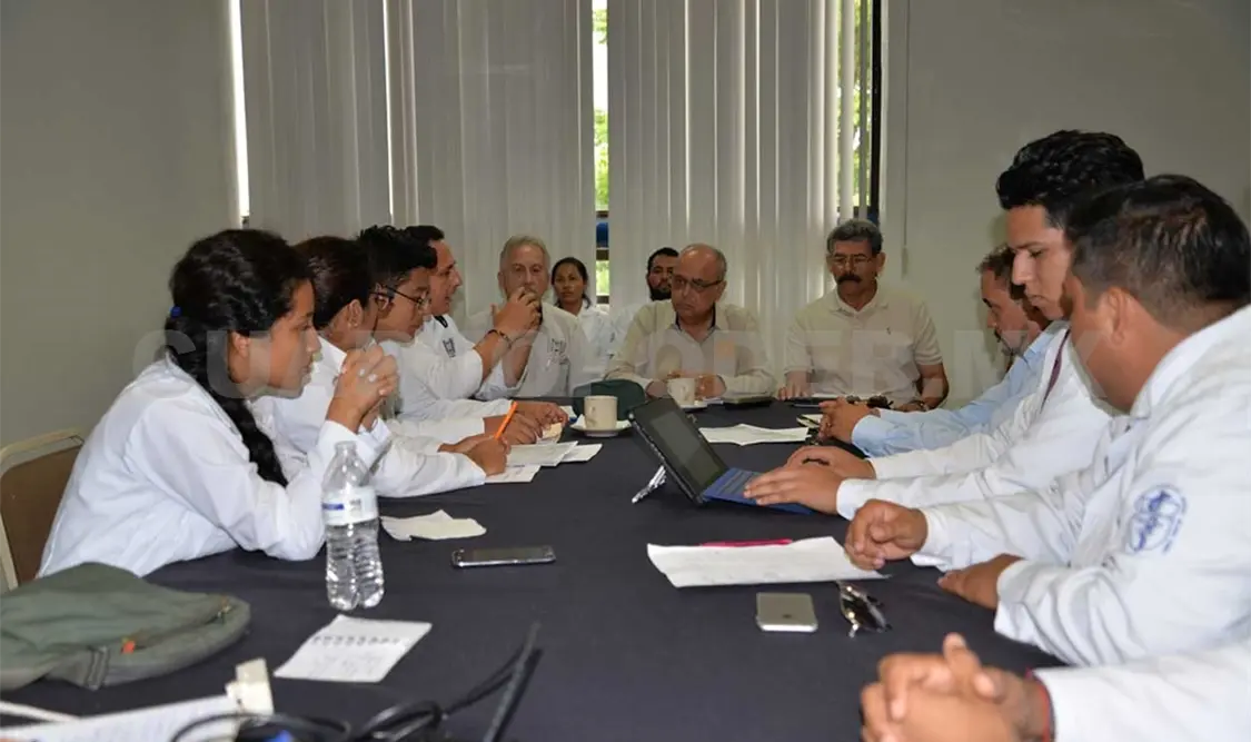 Atiende rector peticiones de comunidad estudiantil