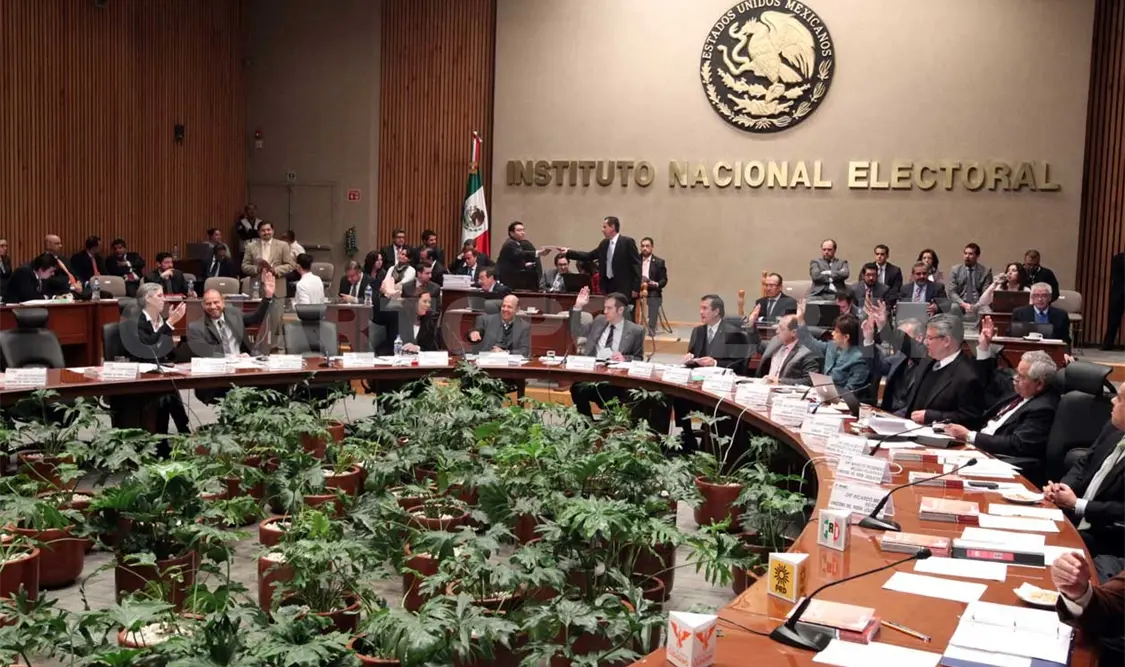 INE ordenó el retiro del promocional. Agencias