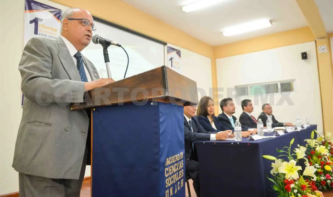 El rector Carlos Ruiz Hernández señaló que este informe permite medir el avance del esfuerzo de un equipo de trabajo. CP