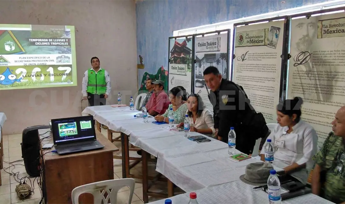 Con participación de la ciudadanía y el apoyo de las autoridades, Protección Civil de Unión Juárez previene posibles eventualidades. CP