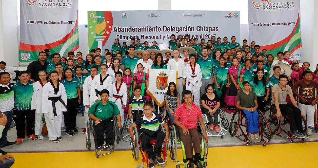 Abandera MVC a delegación de Olimpiada y Paralimpiada Nacional
