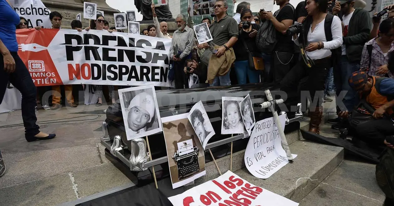 Piden luto de tres días por reporteros