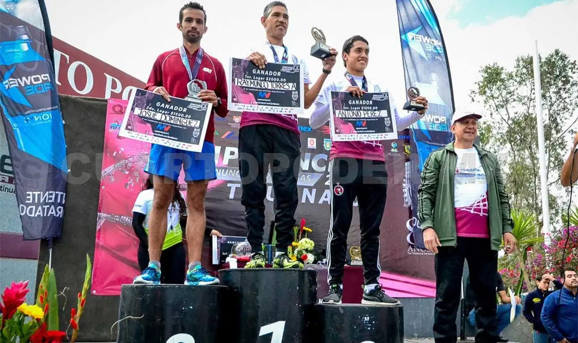 20 mil, en Carrera del Politécnico