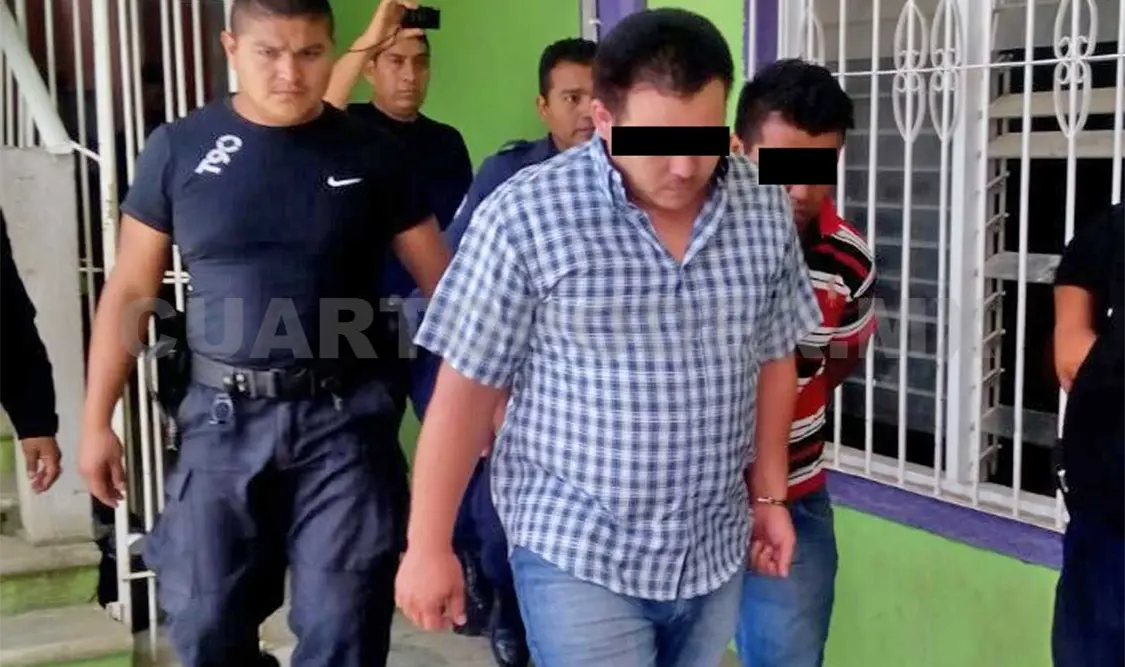 Atrapan a dos con Volteo robado