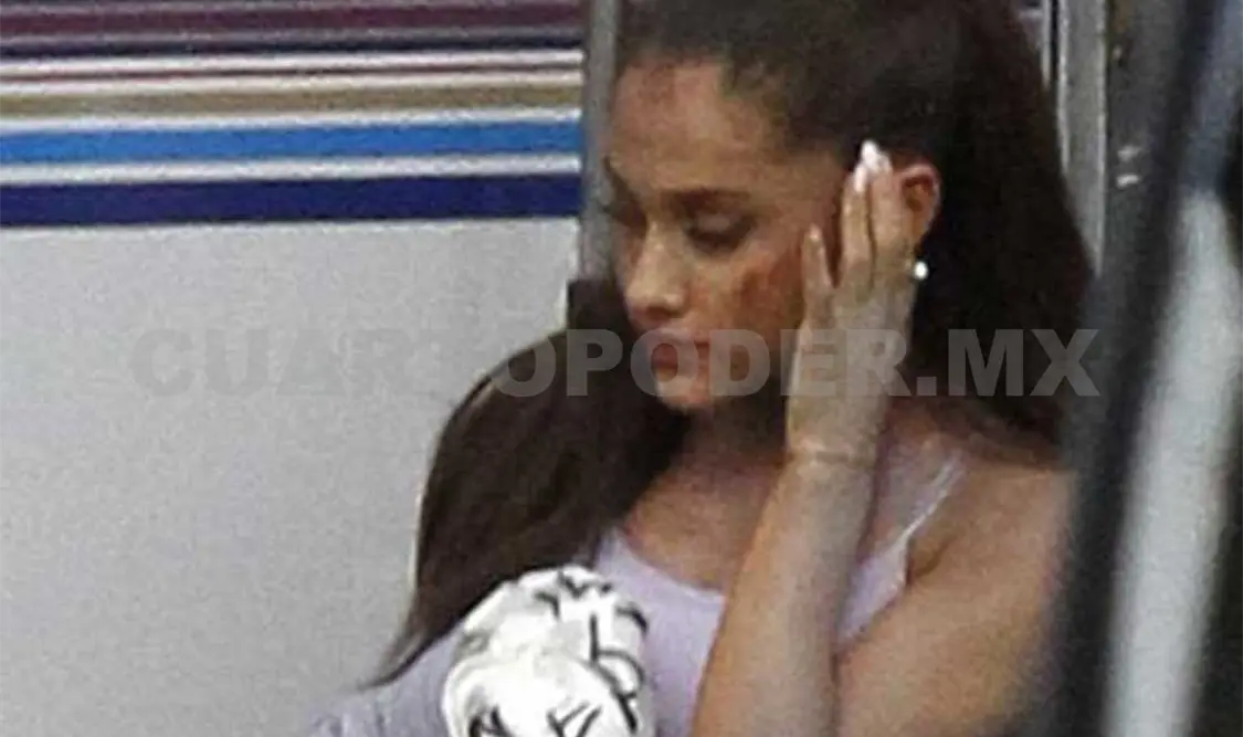 Falsa foto de Ariana Grande tras incidente