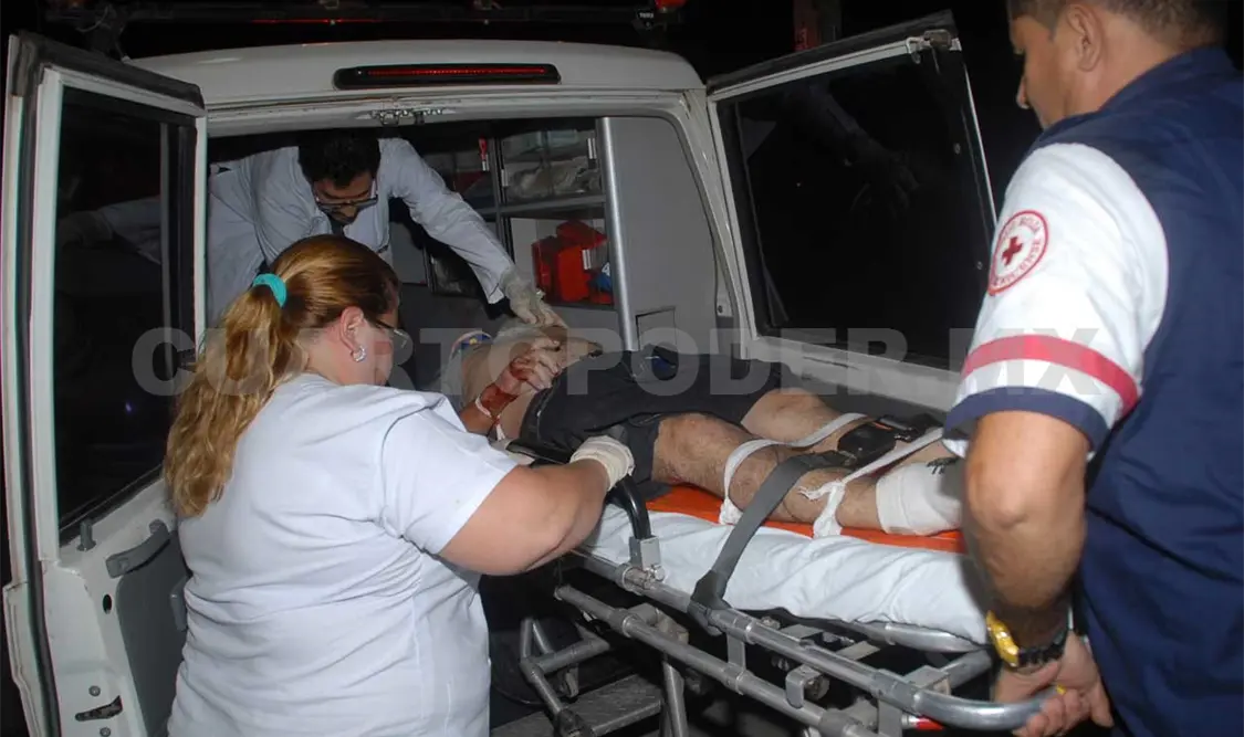 Fallece motociclista en accidente; van tres