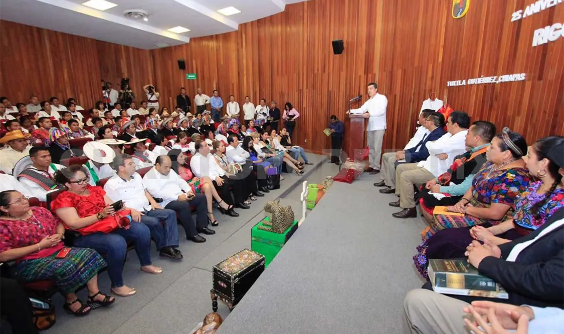 Realizan homenaje a Rigoberta Menchú