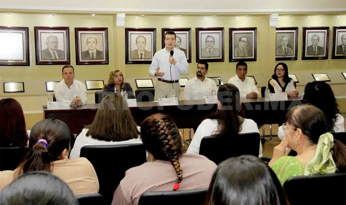 Clausuran diplomado en Derecho Procesal
