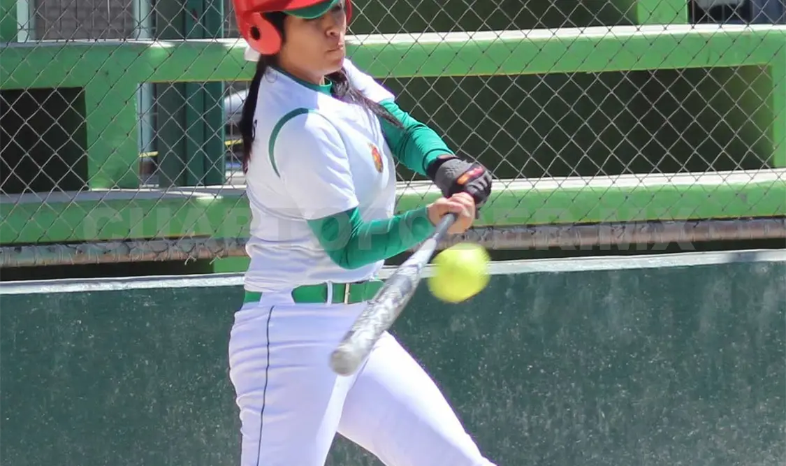Softbol femenil con paso firme en Juvenil