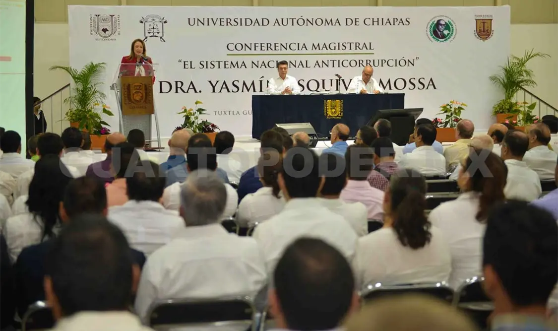 Imparten Conferencia Magistral sobre SNA