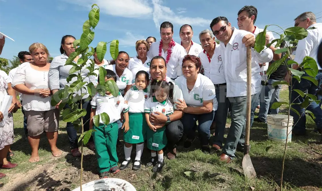 Preside ERA arranque de campaña de reforestación