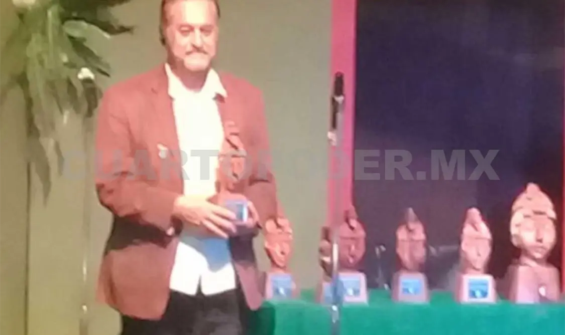 Entregan “Pakal de Oro” a Federico Álvarez del Toro