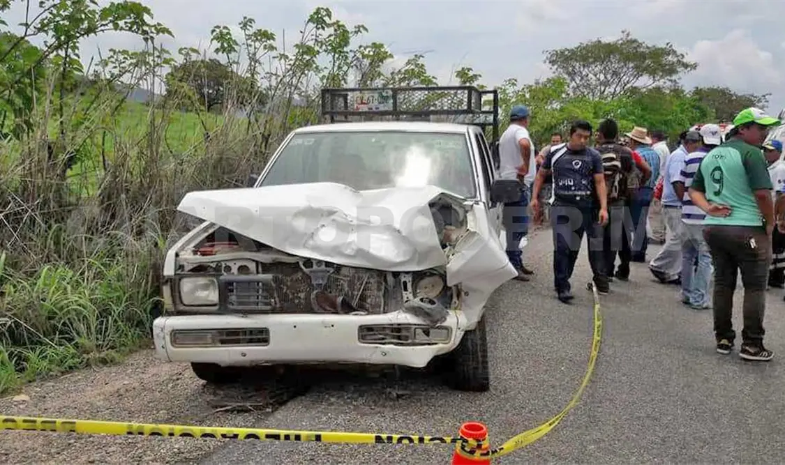 Mueren motociclistas en accidente