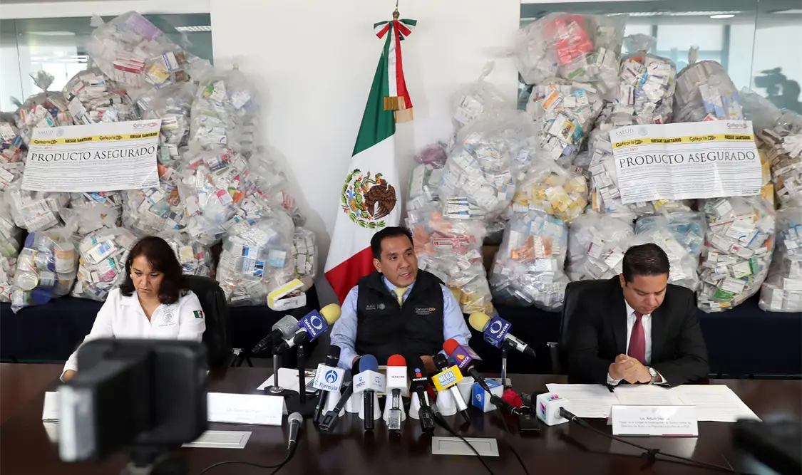 Aseguran 205 mil 542 piezas de medicamentos irregulares