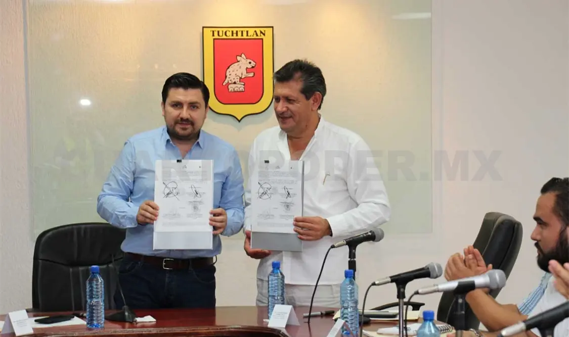 Firman convenio para combatir el hacinamiento