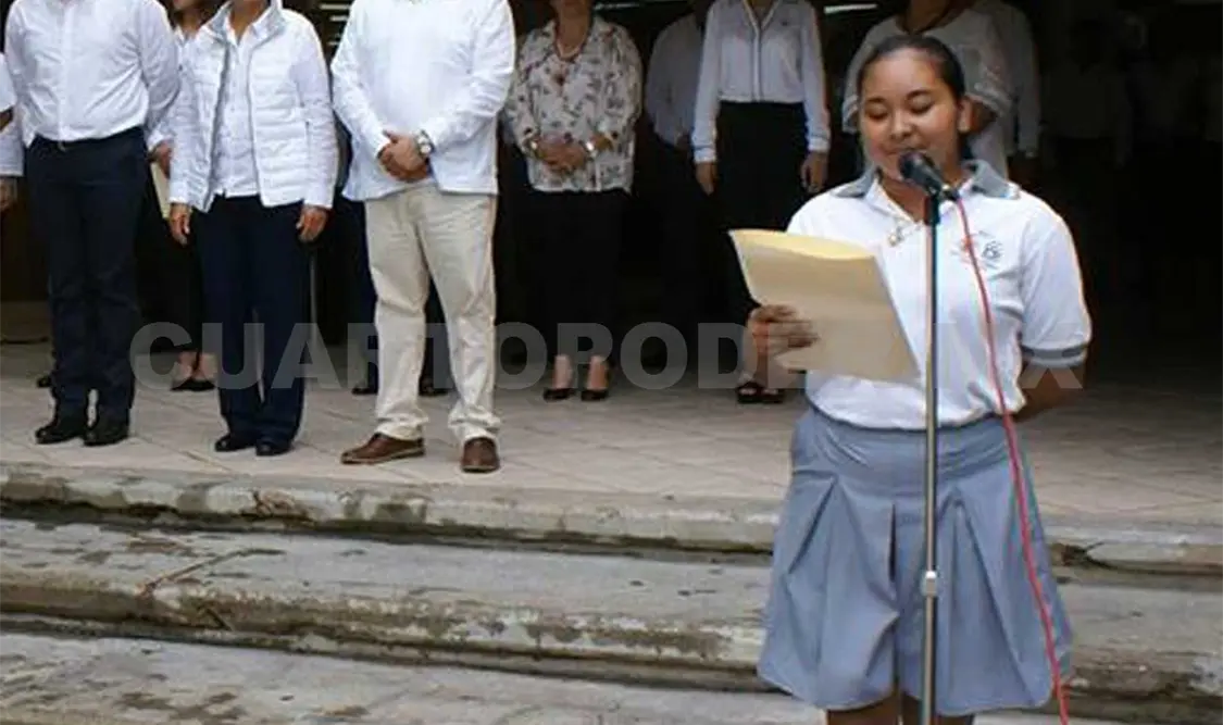 Realizan habitual Homenaje a la Bandera