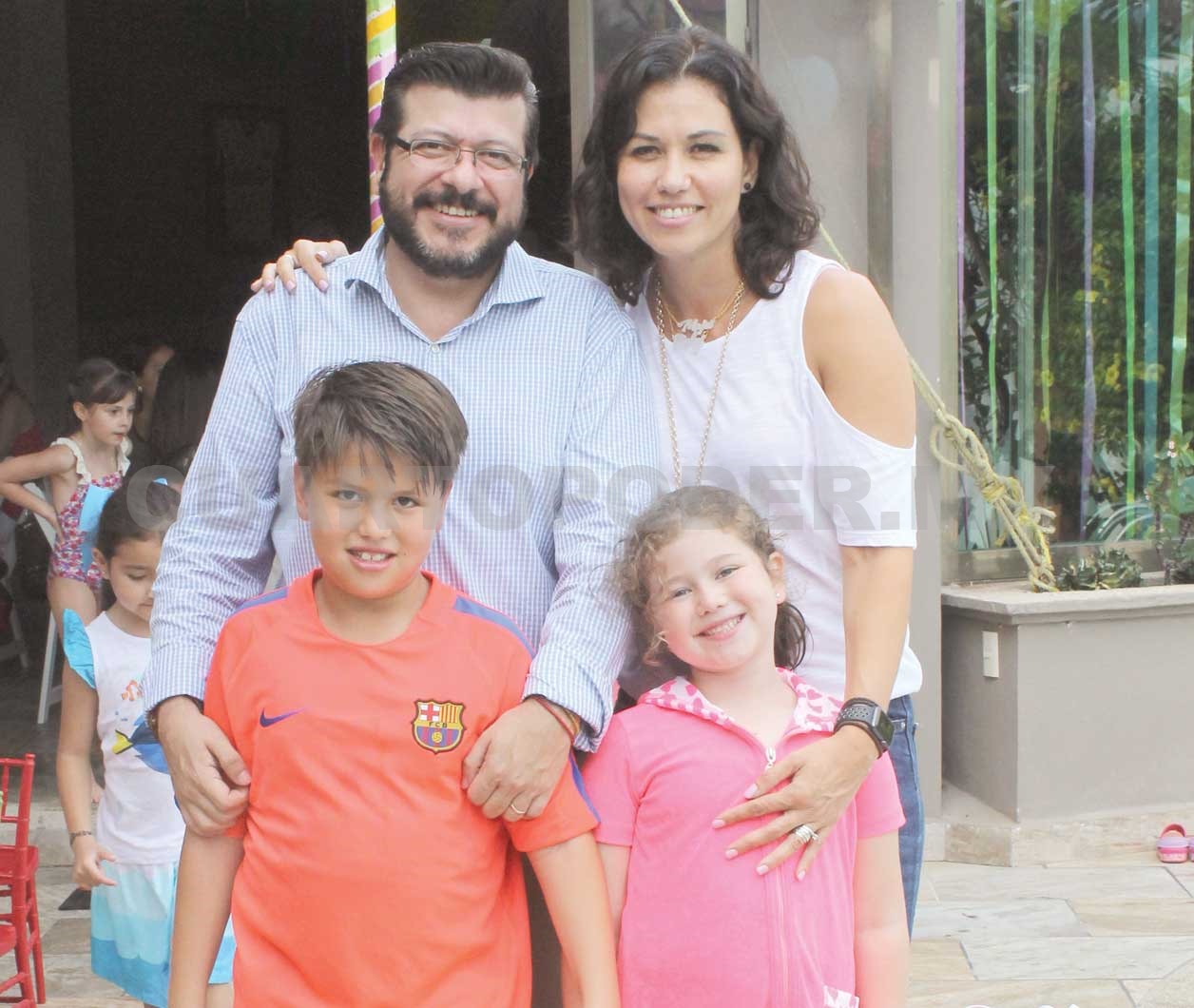 Divertida albercada para María Julia