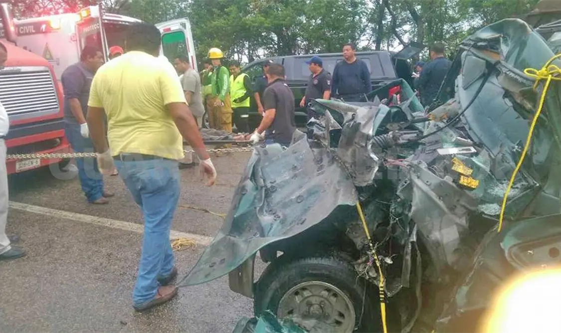 Carreterazo deja 7 muertos
