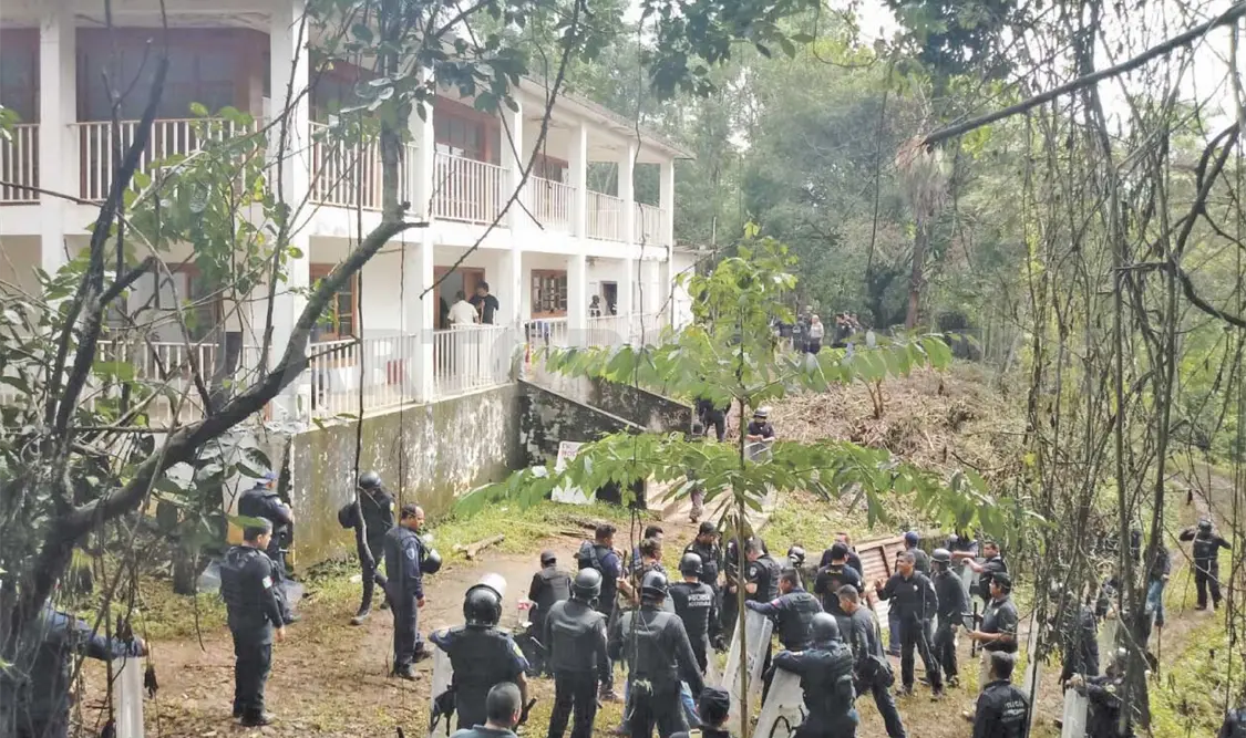 Desalojan a invasores de finca cafetalera