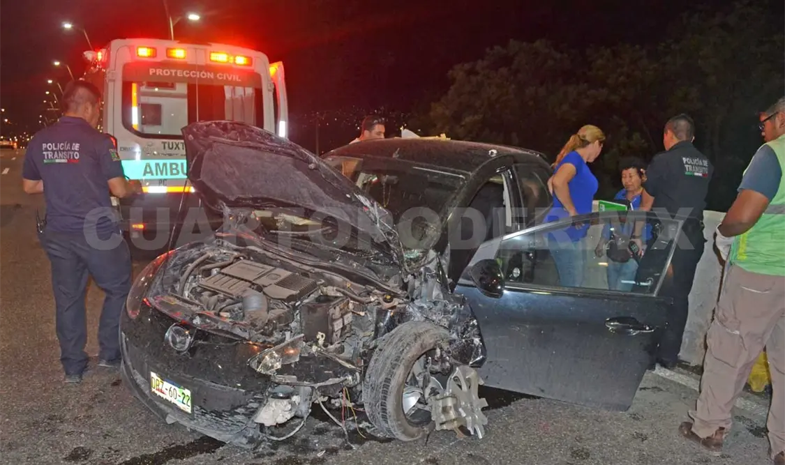 El accidente ocurrió alrededor de las 23:20 horas del viernes en el libramiento Norte Oriente . Rafael Cabrera / CP