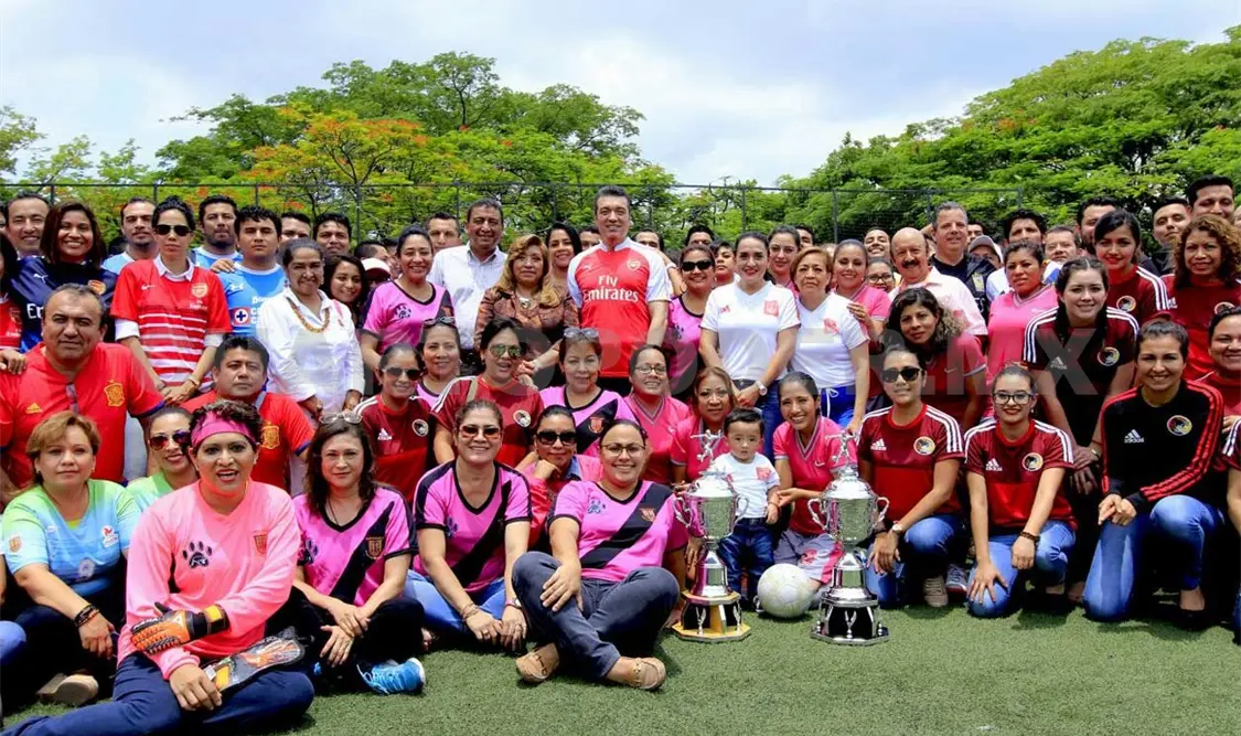 Rutilio Escandón inaugura torneo