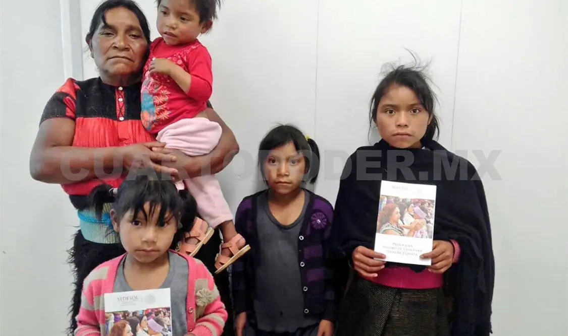 Fortalecerán programa de Seguros a Jefas de Familia