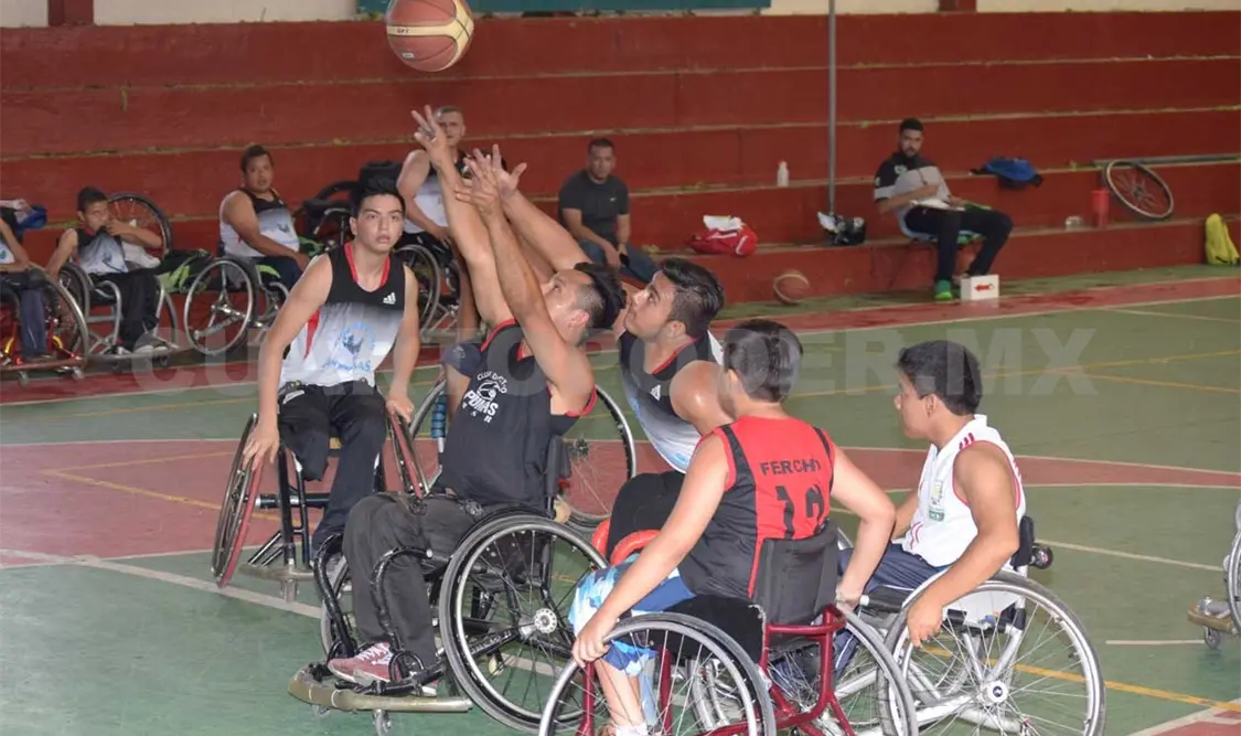 Pantheras se lleva el primer juego de la final