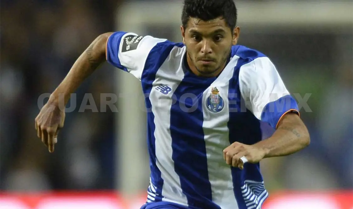 Jesús Corona es probable refuerzo