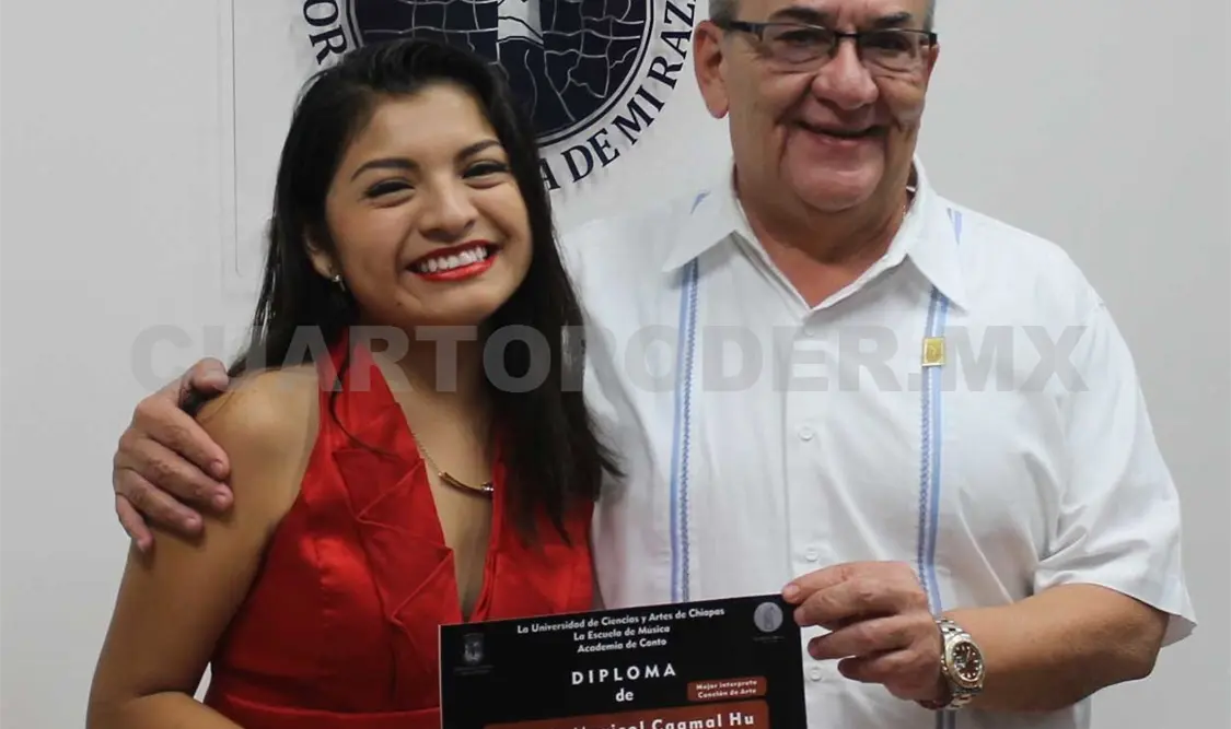 Durante la entrega de los reconocimientos.Cortesía