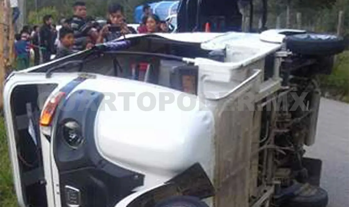 Policías persiguen y lesionan a mototaxista