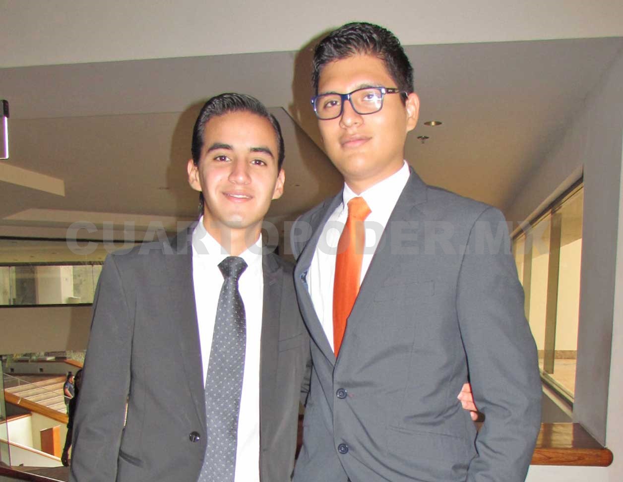 Instituto Andes realiza entrega de reconocimientos
