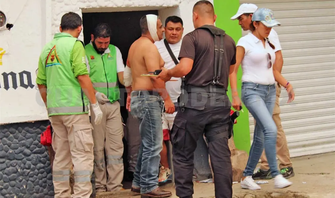 Dos heridos y un detenido en una violenta riña