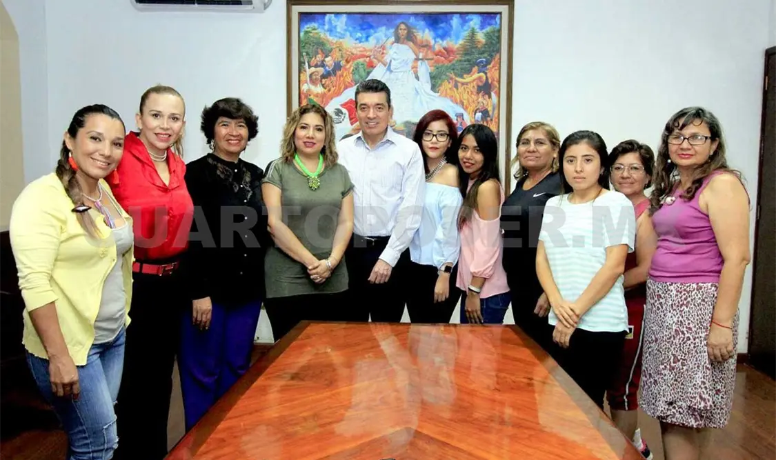 Recibe Rutilio a mujeres del Pacto de Sororidad