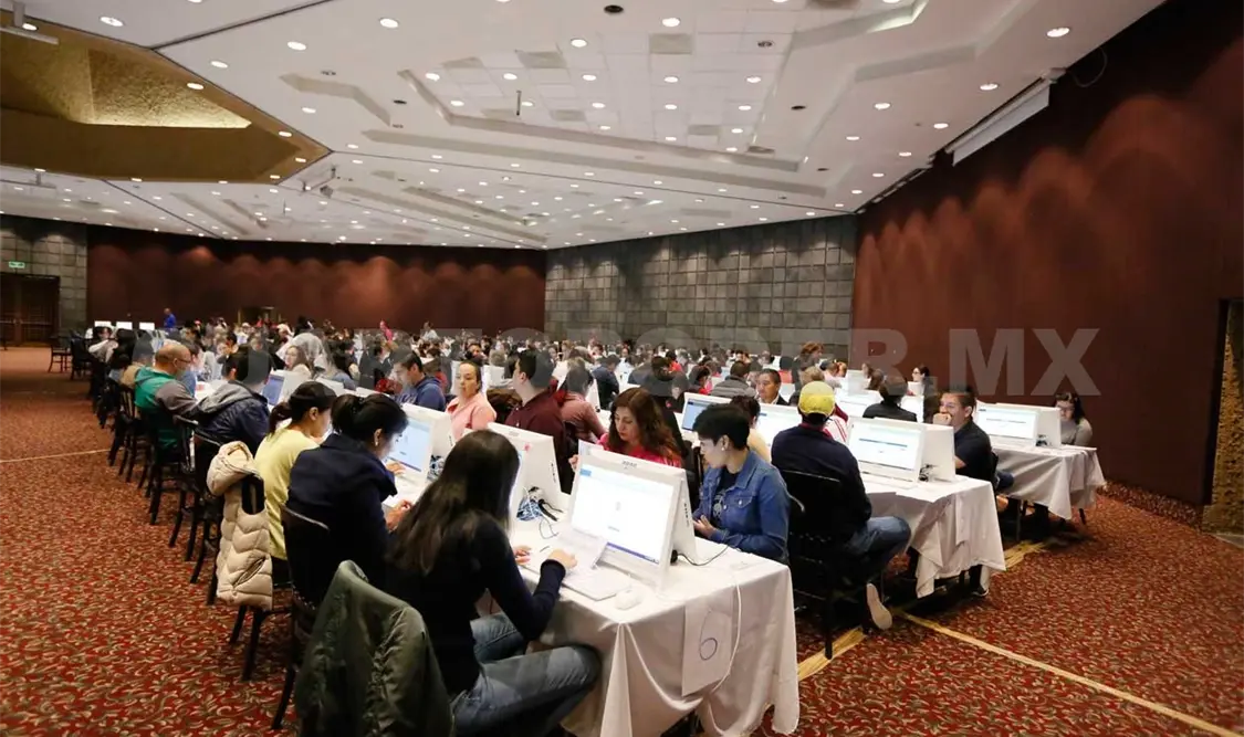 Histórica jornada de evaluación a maestros