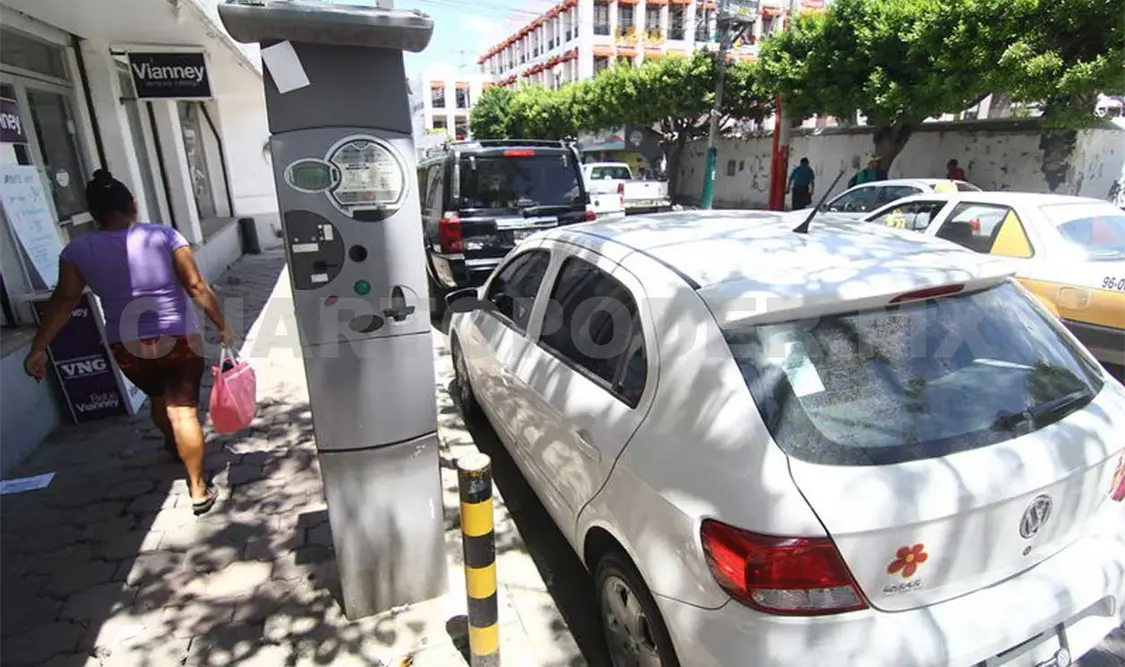Parquímetros aún no funcionan al 100%