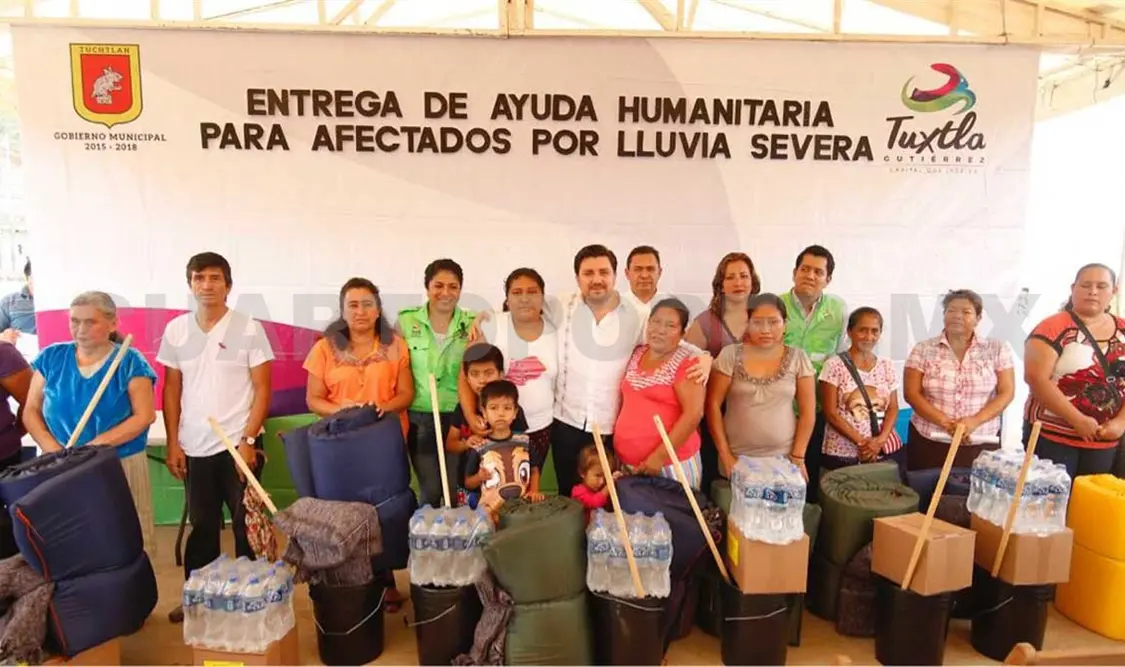 Entrega Castellanos ayuda a afectados por severas lluvias