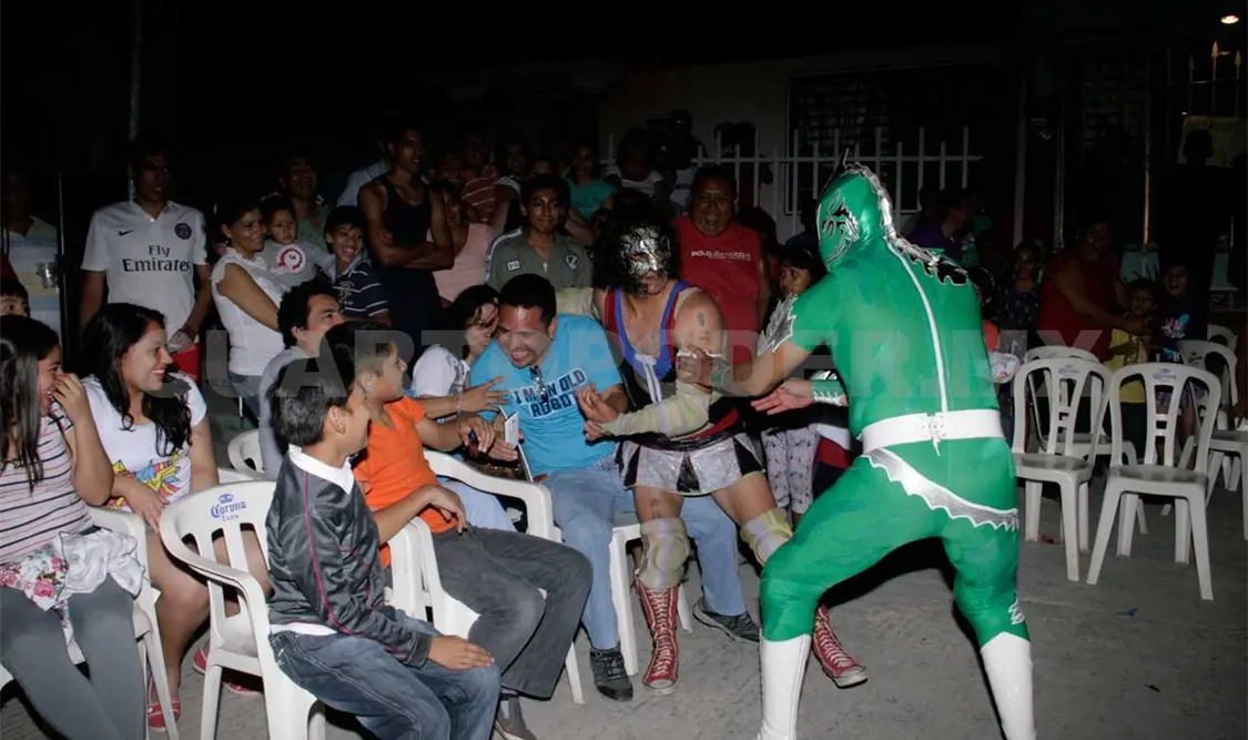 Triplete de exóticos en la misma esquina