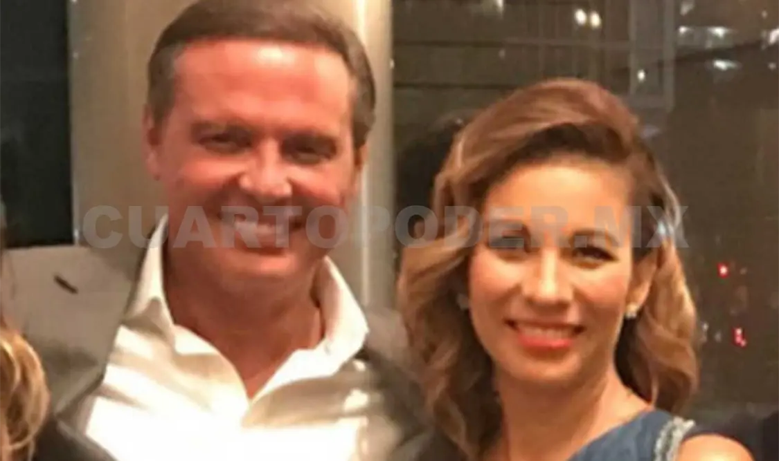 Luismi se toma fotos con conductoras de Azteca