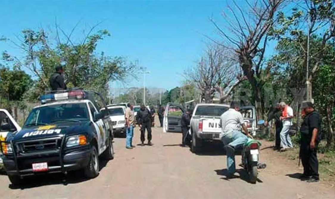 Hampones huyeron con 10 mil pesos