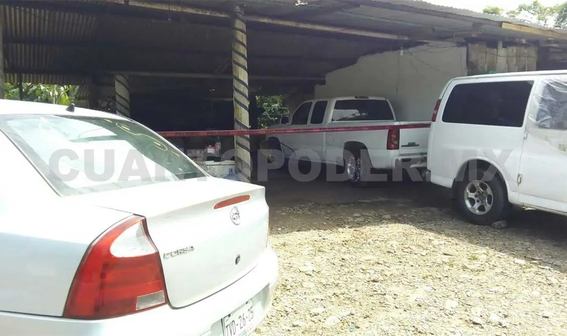 Un empleado de auto lavado recibió cuatro balazos