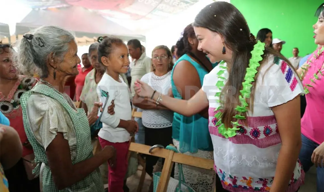 Sasíl de León continúa recorriendo Chiapas