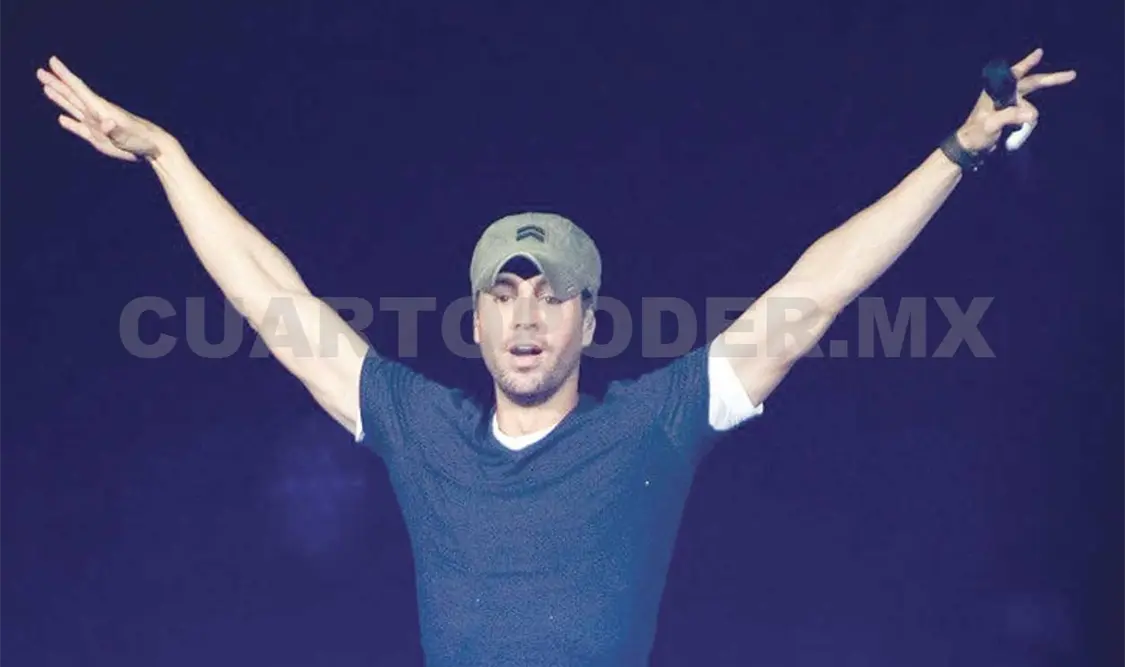 Fans critican a Enrique Iglesias por mal concierto