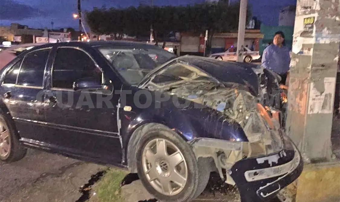 Cinco lesionados en accidente vial