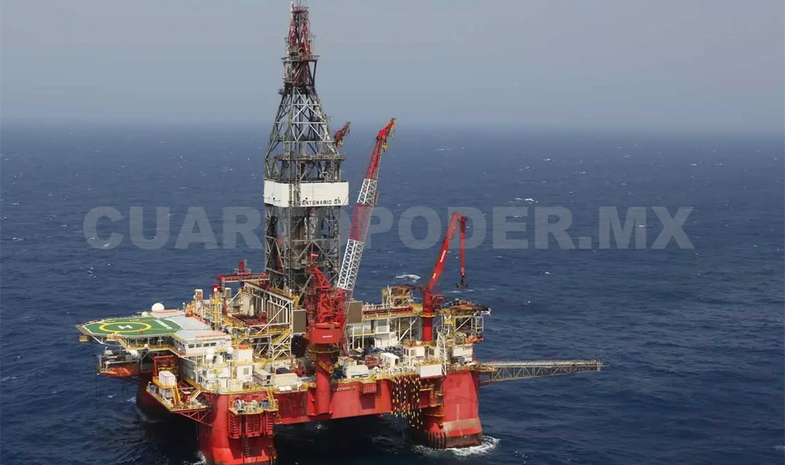 Gobierno licitará 30 campos petroleros de Pemex