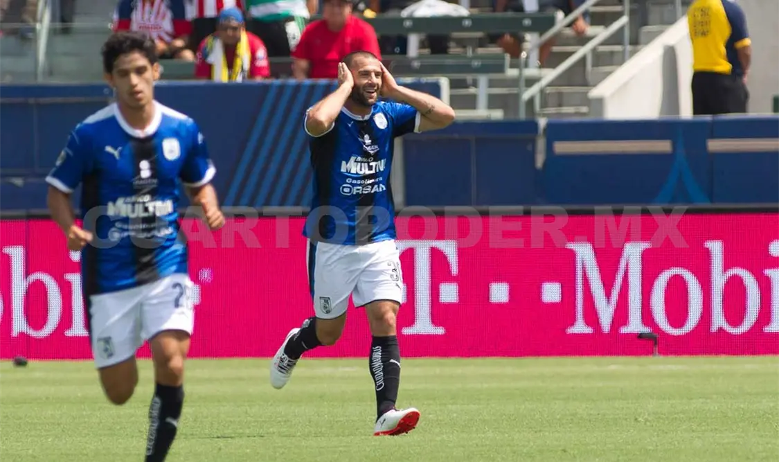Tito Villa será referente de Gallos Blancos en Liga MX
