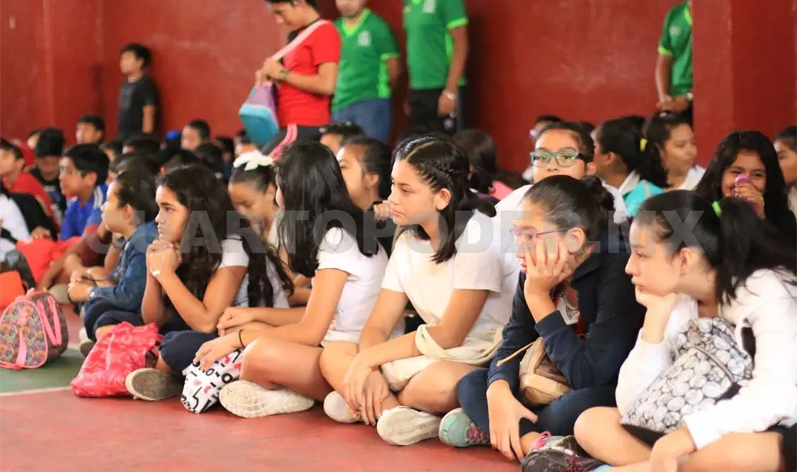 Inician curso de verano en la capital