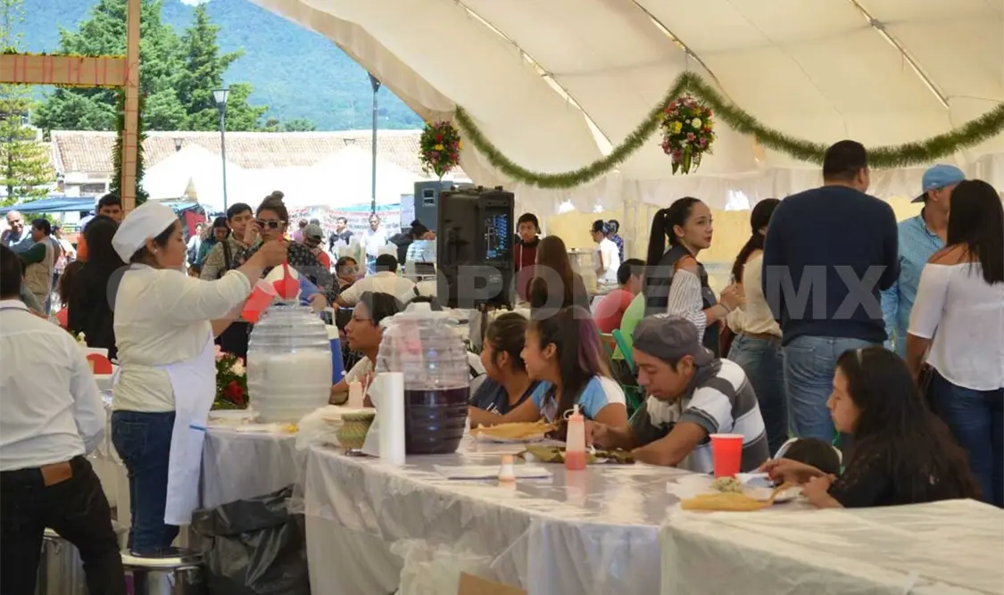 Artesanas realizan Festival del Tamal