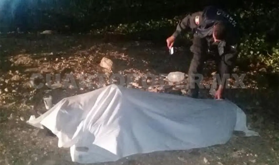 Cerca de las dos de la madrugada autoridades localizaron el cuerpo de un menor de edad, quien presuntamente se ahogó en el embarcadero. Dalia Villatoro / CP