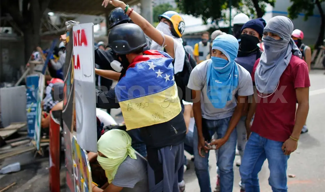Un muerto y cuatro heridos en huelga general